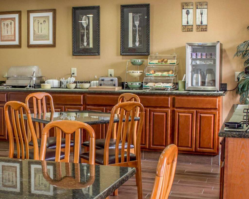 Surestay Plus Hotel By Best Western Asheboro Restaurant bilde